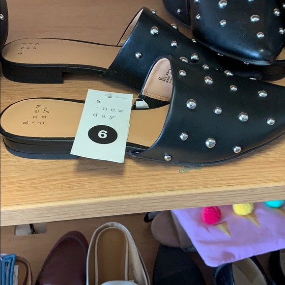 Shoes - Picture 2 of 2